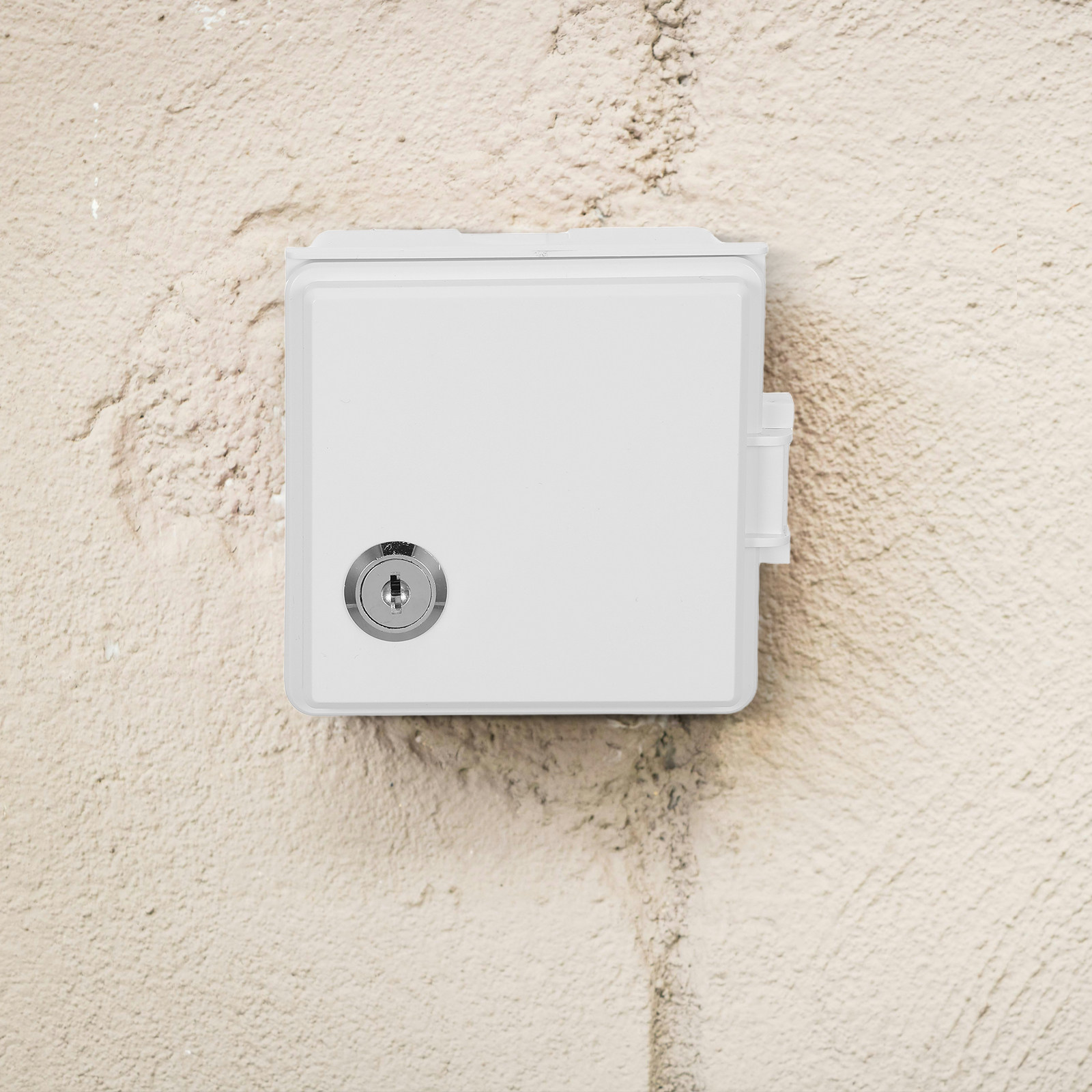 Wodoodporna osłona gniazdka z  – Electrical Outlet Cover recenzja i cena